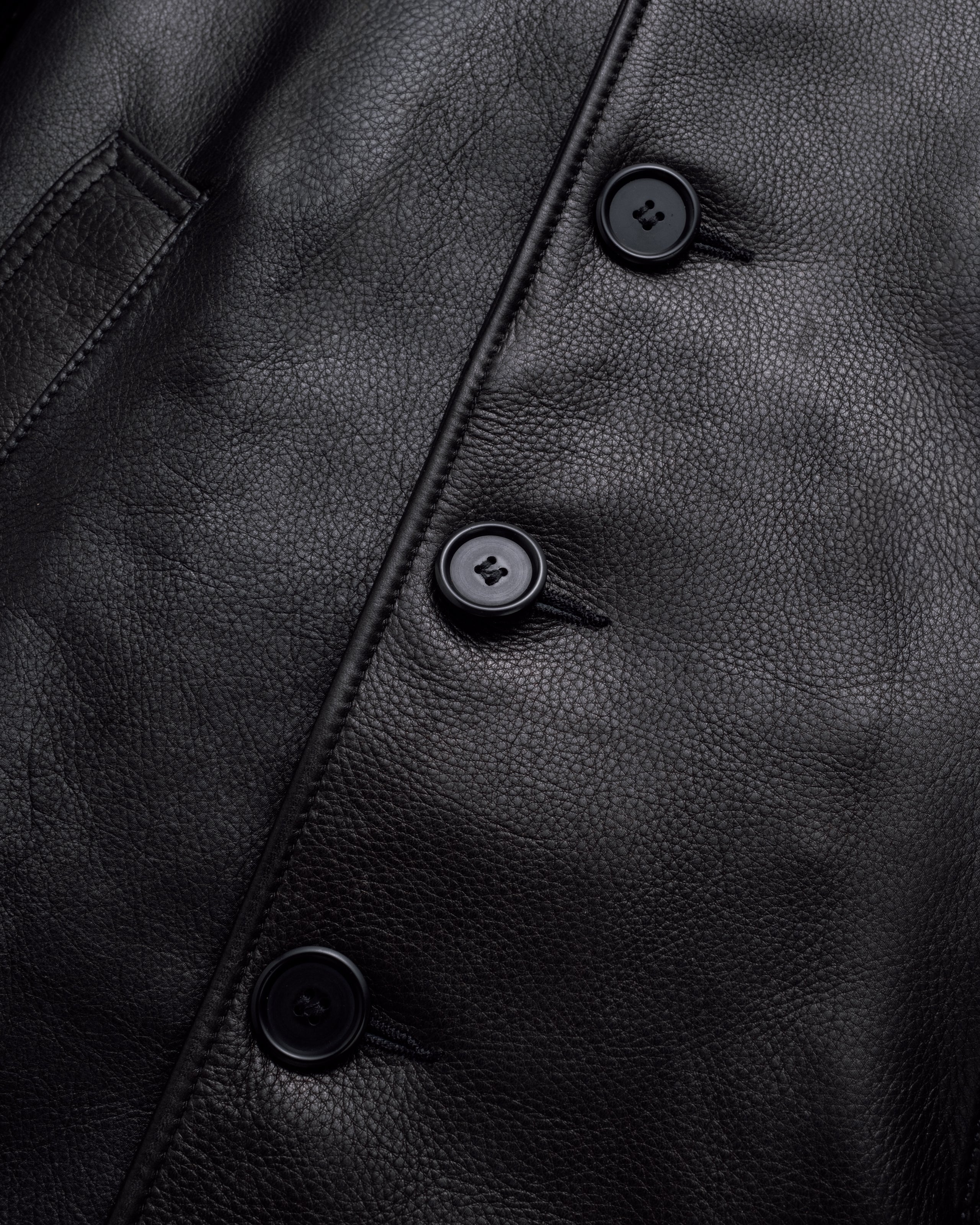 564 Pebbled Cowhide Car Coat