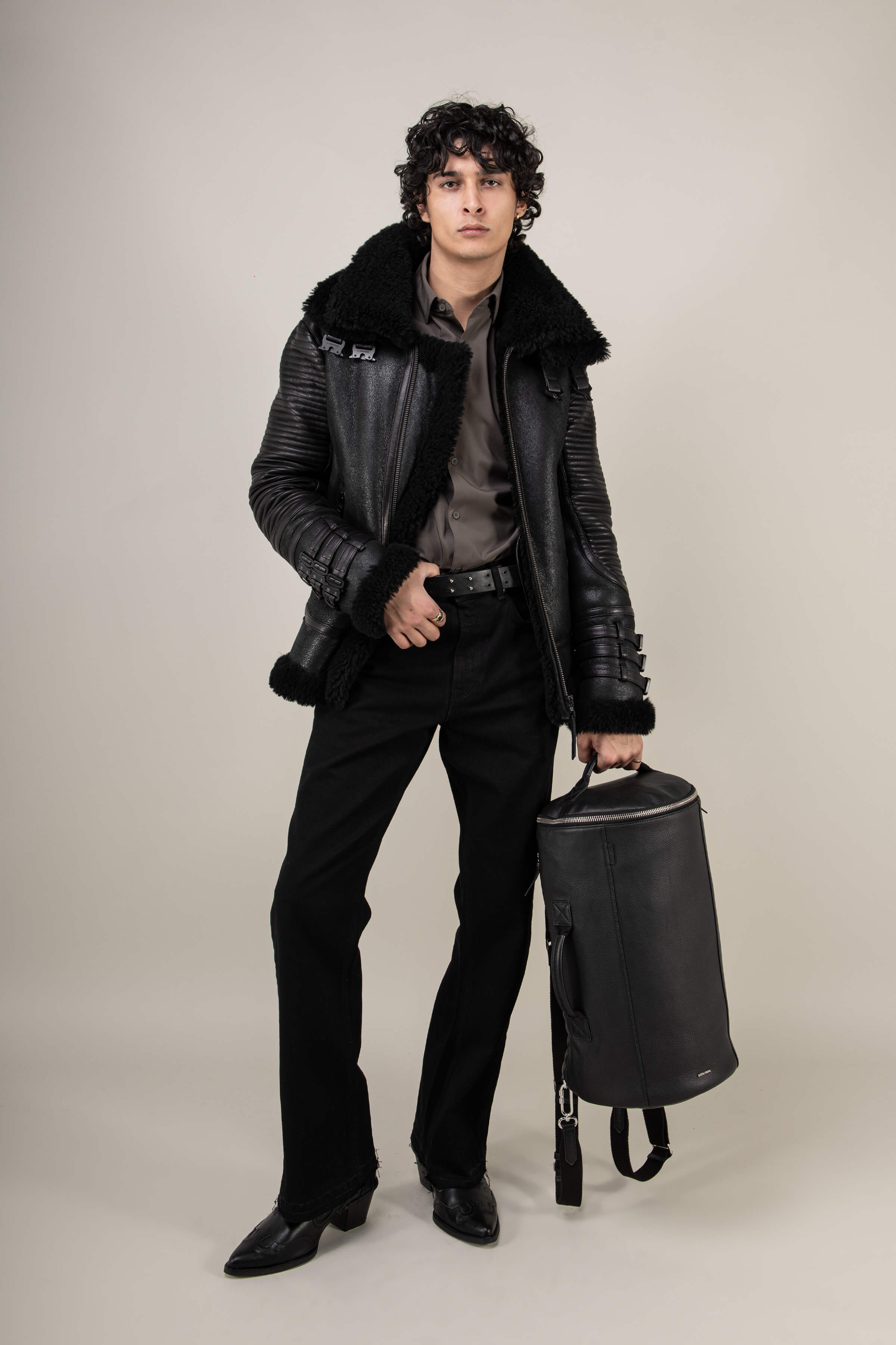 Leather Barrel Bag 2.0 (Man)