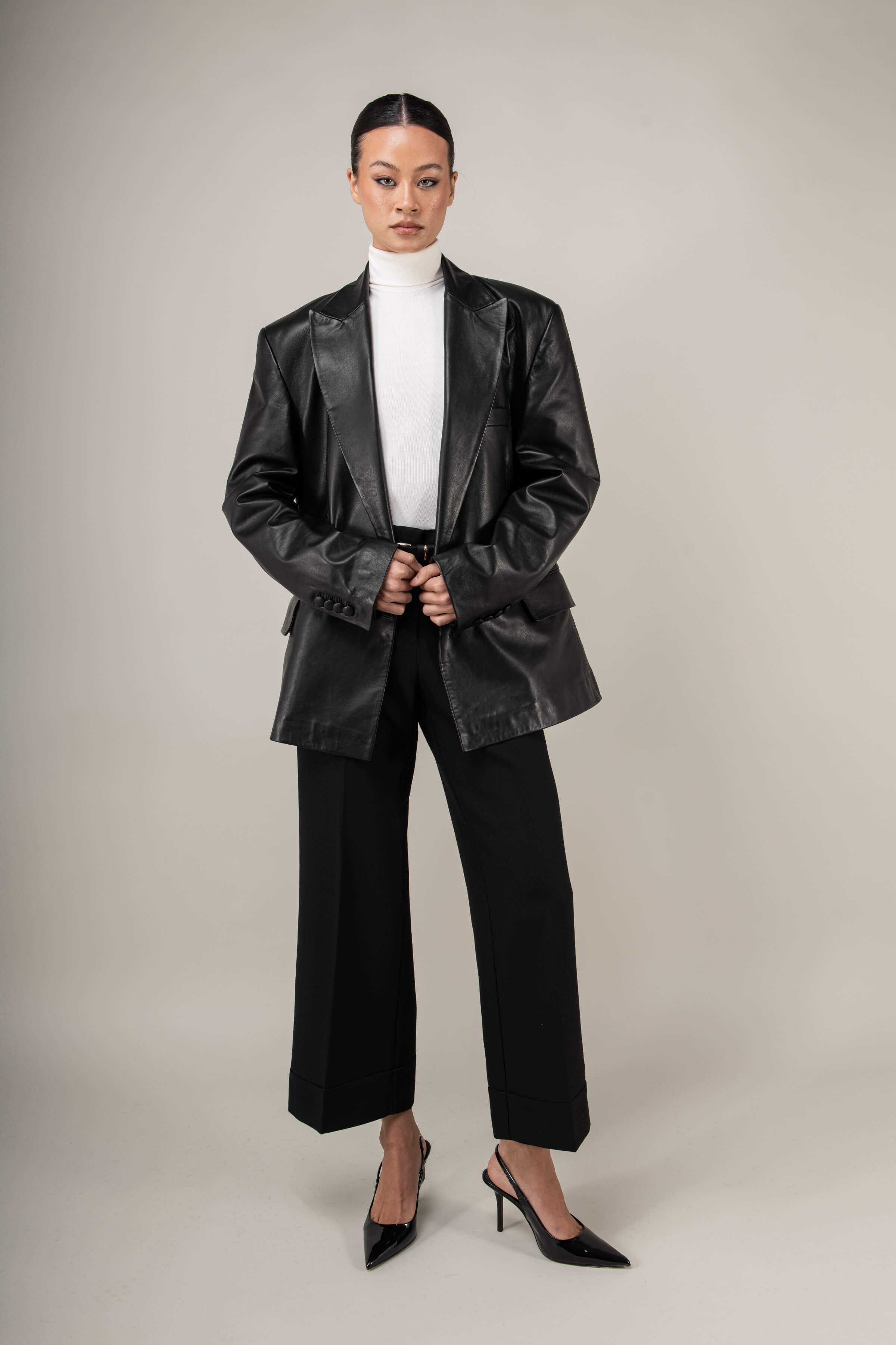 Oversized Grand Peak Leather Blazer (Woman)