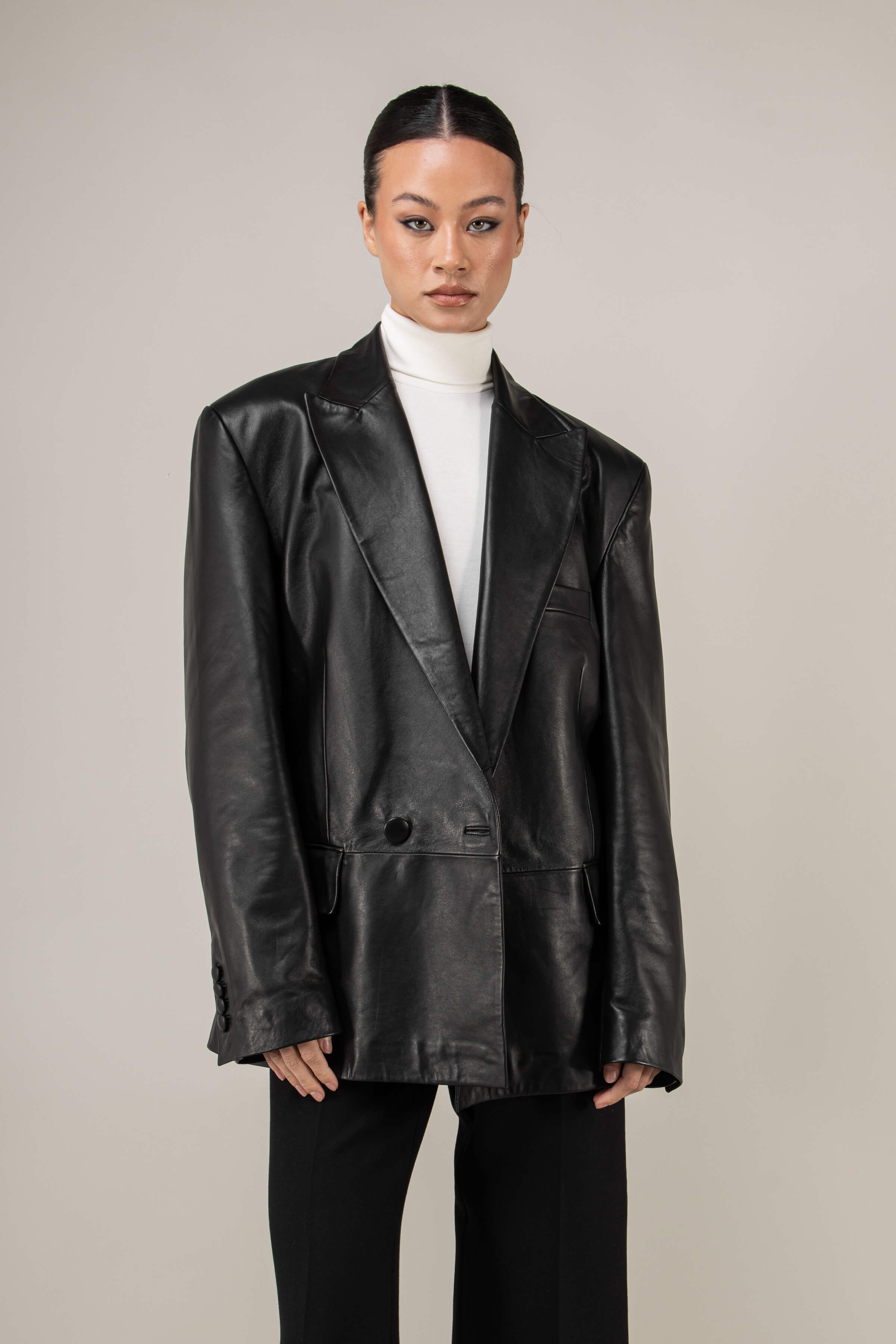 Oversized Grand Peak Leather Blazer (Woman)
