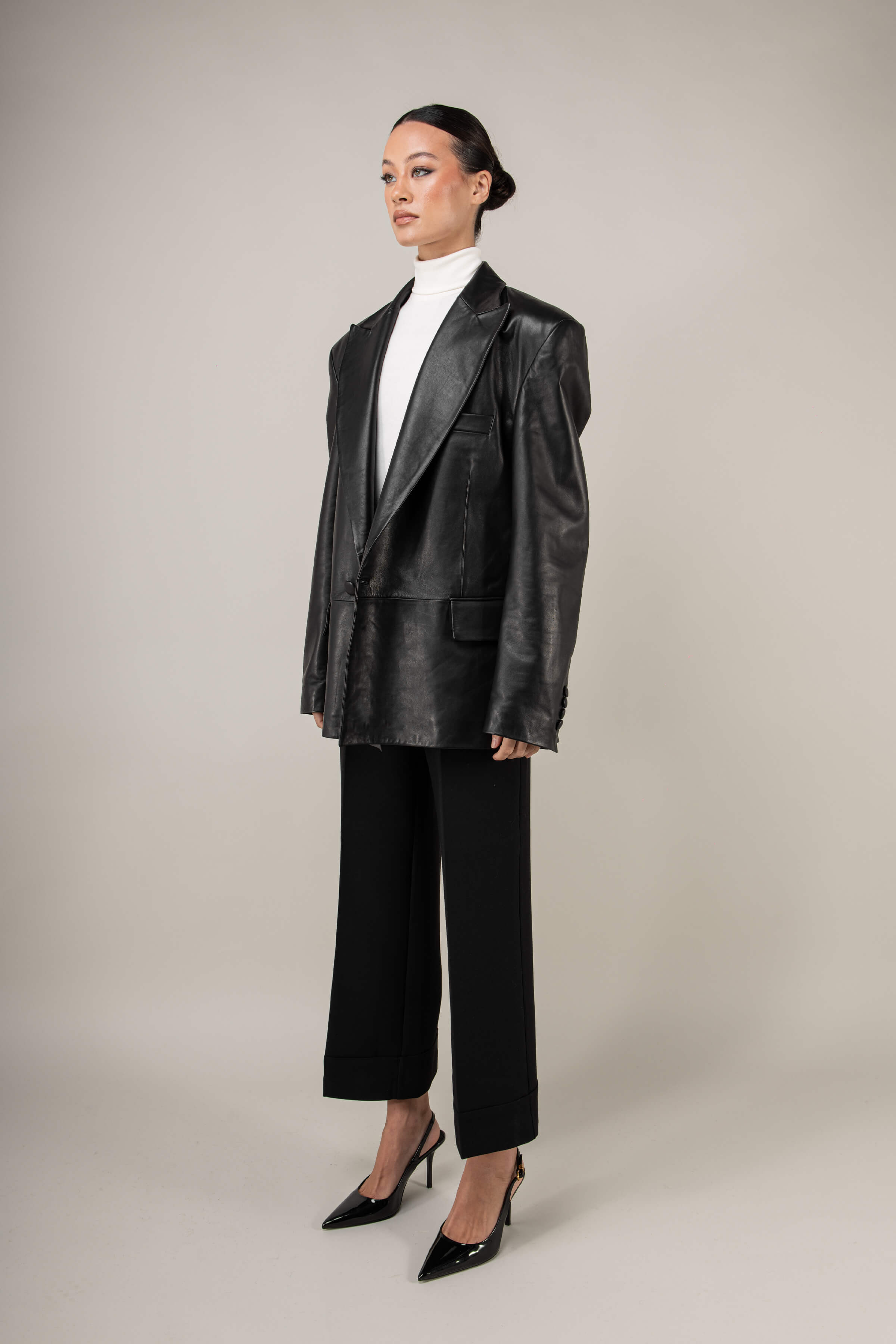 Oversized Grand Peak Leather Blazer (Woman)